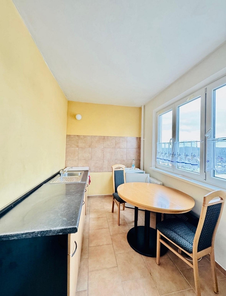 Pronájem bytu 1+1 37 m² — photo 2