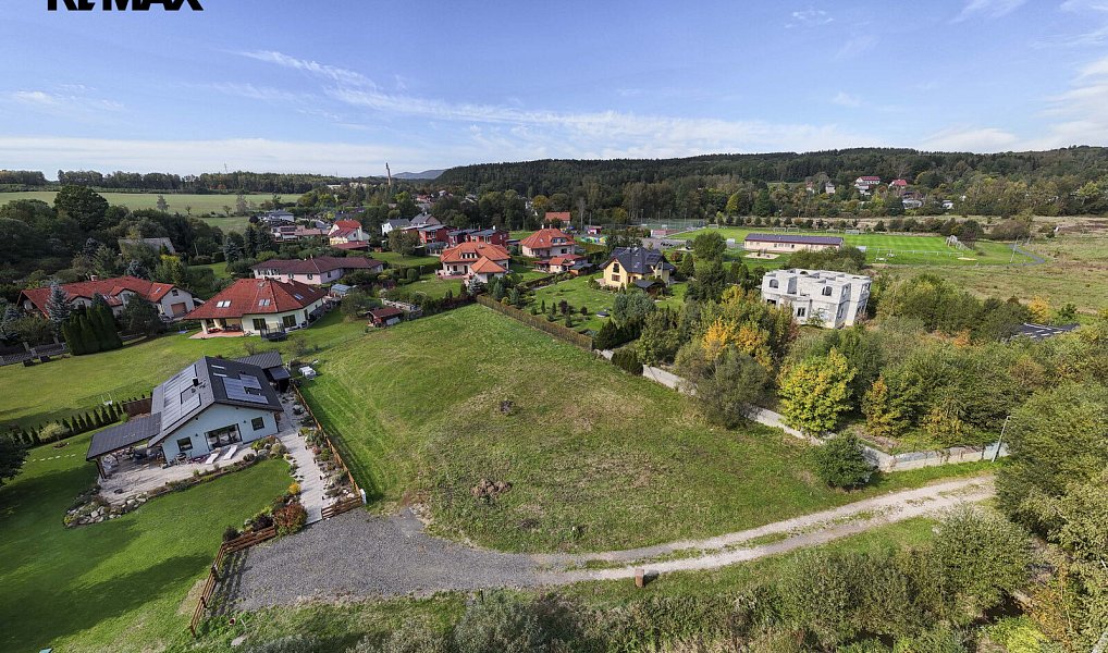 Prodej stavebního pozemku 2 227 m², Sadov – náhled fotky 4