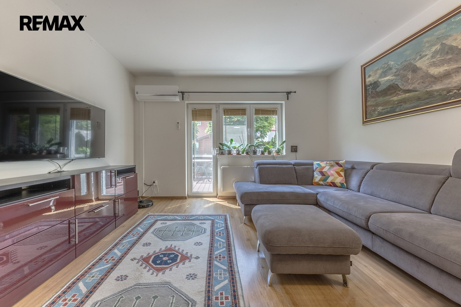 Prodej bytu 2+kk 63 m² — photo 2