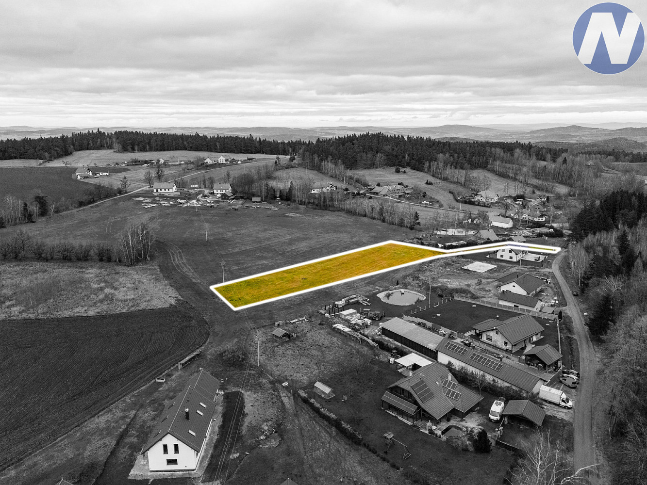 Prodej stavebního pozemku 6 841 m² – pohled 2