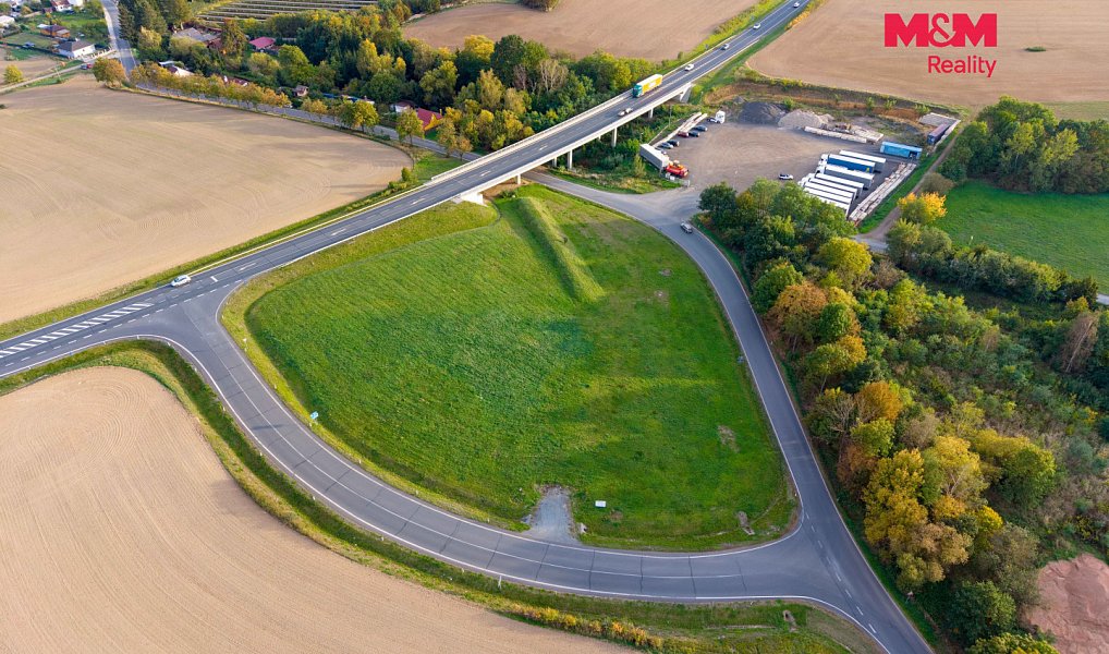 Prodej komerčního pozemku 5 589 m², Staňkov – náhled fotky 2