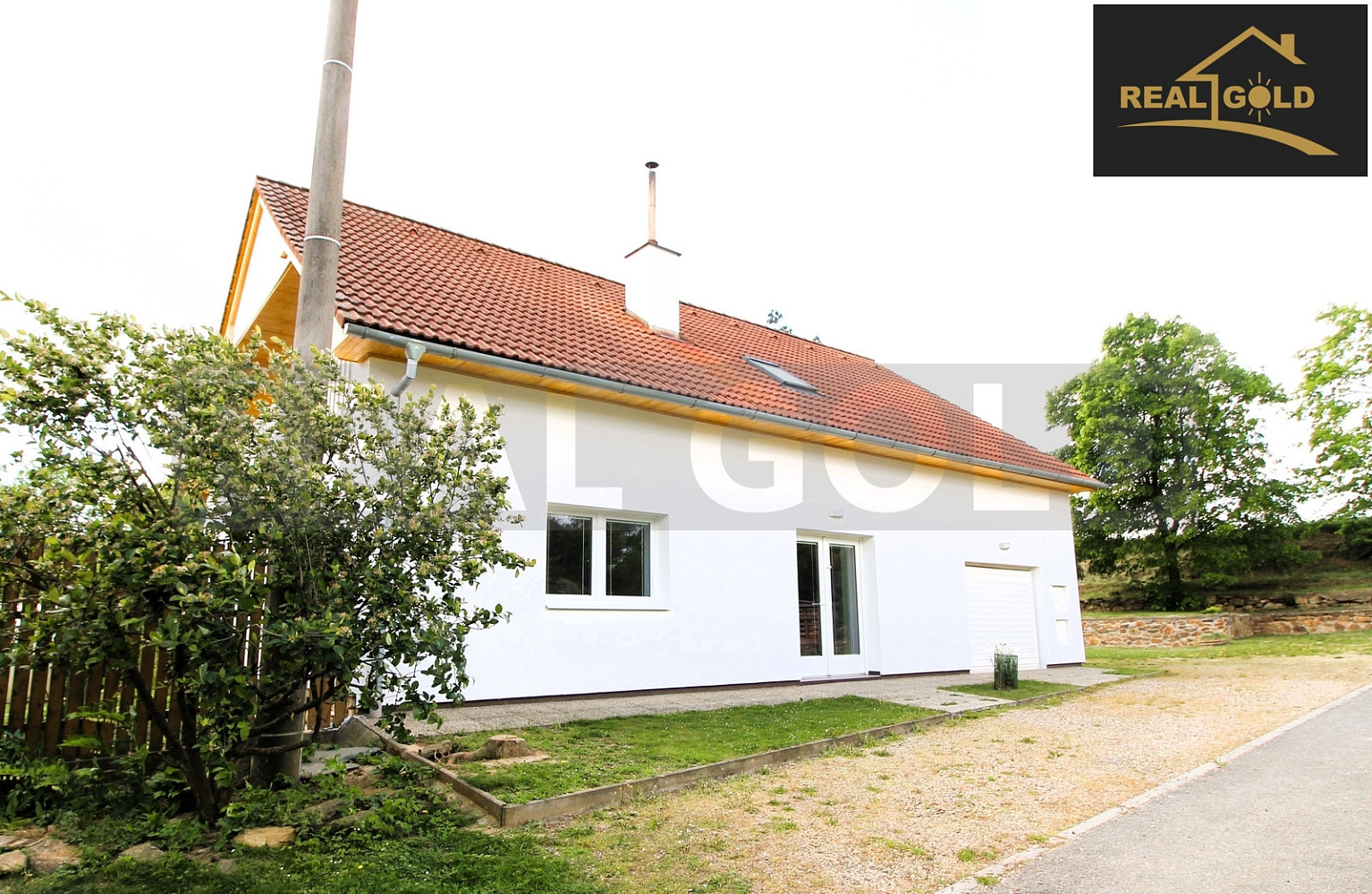 Prodej domu 280 m² s pozemkem 258 m²
