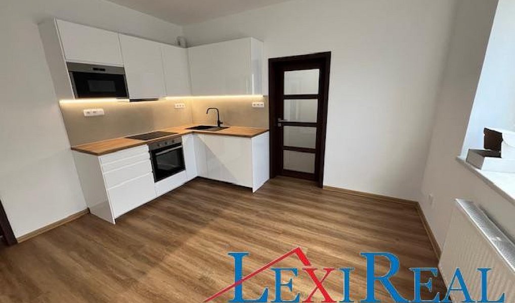Prodej domu 150 m² s pozemkem 1 054 m², Koleč – náhled fotky 6