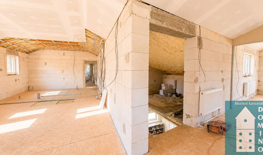 Prodej domu 241 m² s pozemkem 341 m², Halenkovice – náhled fotky 42