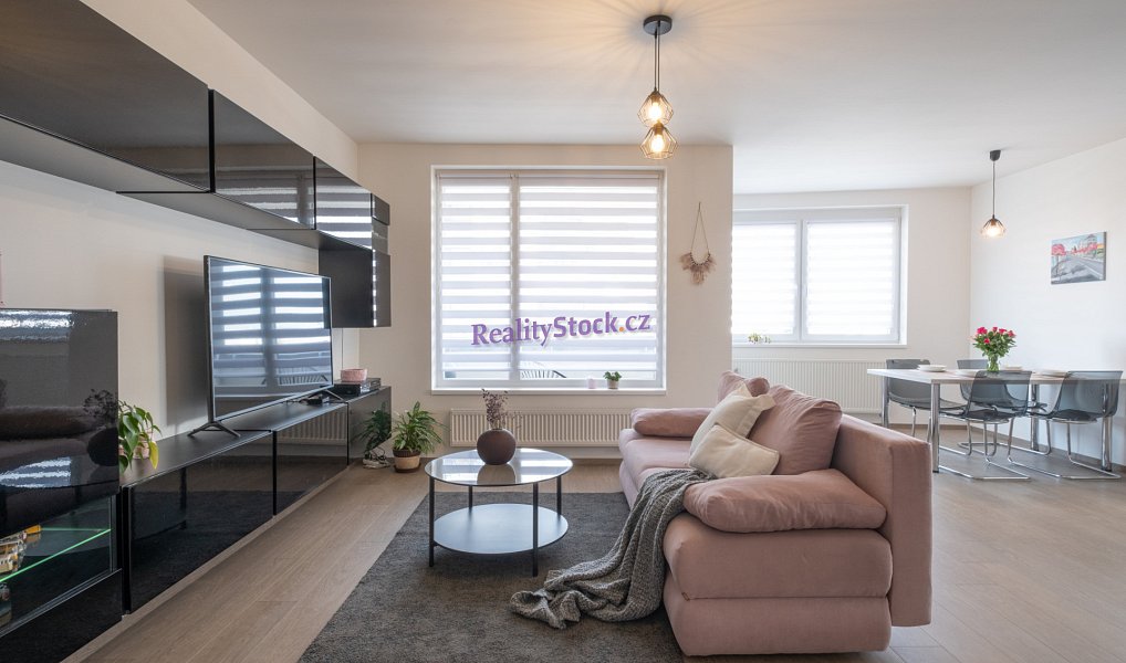 Prodej bytu 4+kk 119 m², Praha – náhled fotky 3