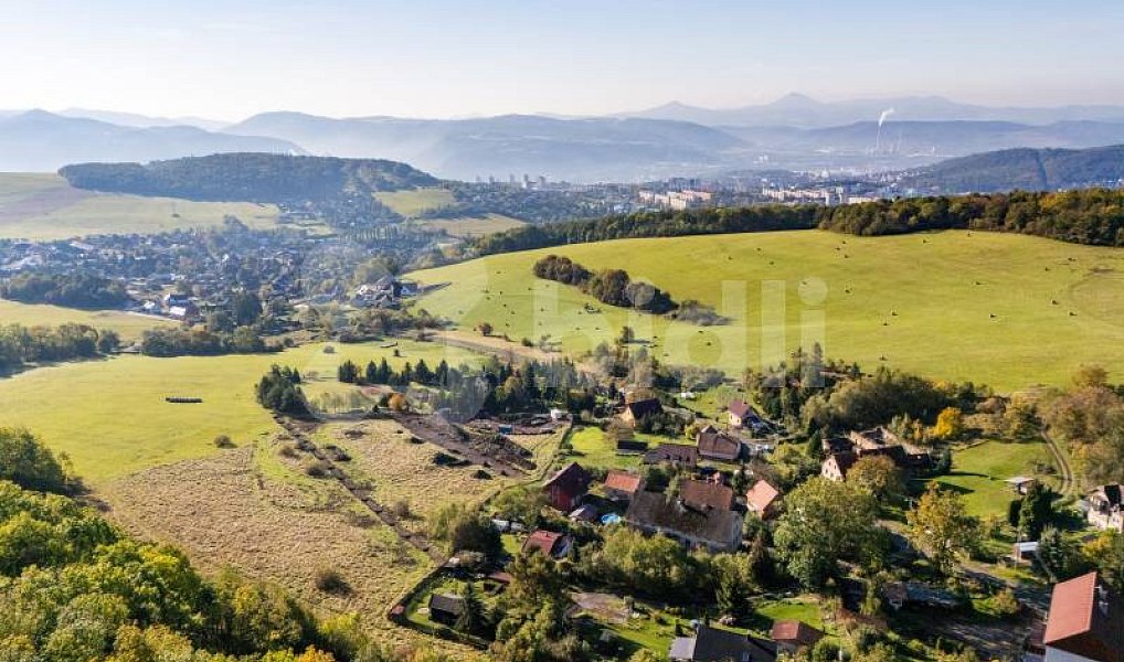 Prodej stavebního pozemku 905 m², Chuderov – náhled fotky 11