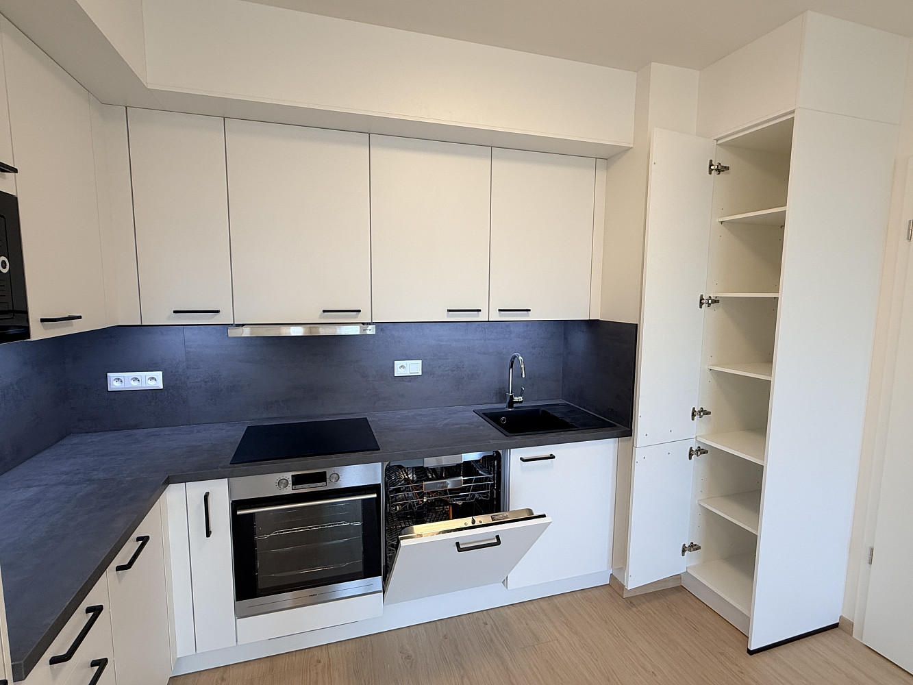 Pronájem bytu 3+kk 65 m² – fotografie 5