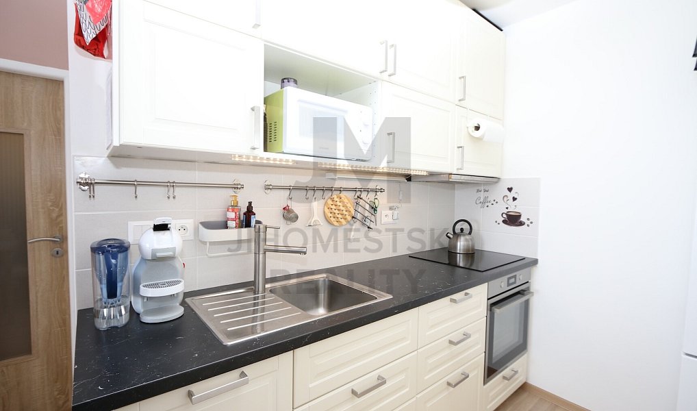 Prodej bytu 2+kk 42 m², Praha – náhled fotky 5