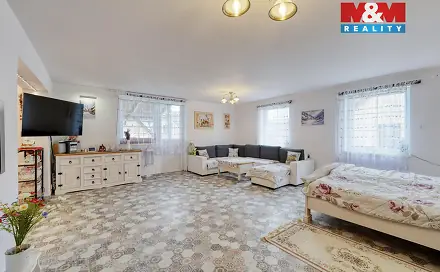 Prodej ubytovacího objektu 359 m², Strážov, okres Klatovy