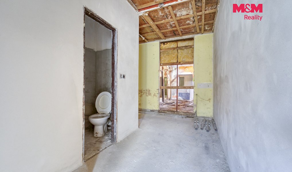 Prodej nájemního domu, činžáku 202 m², Dubí – náhled fotky 7
