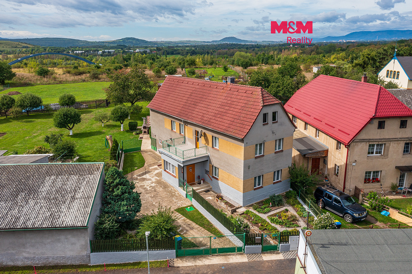 Prodej domu 190 m² s pozemkem 2 308 m²