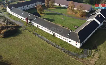 Pronájem skladovacích prostor 800 m², Jeřice, okres Jičín