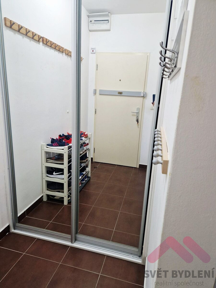 Pronájem bytu 2+1 70 m² — photo 3
