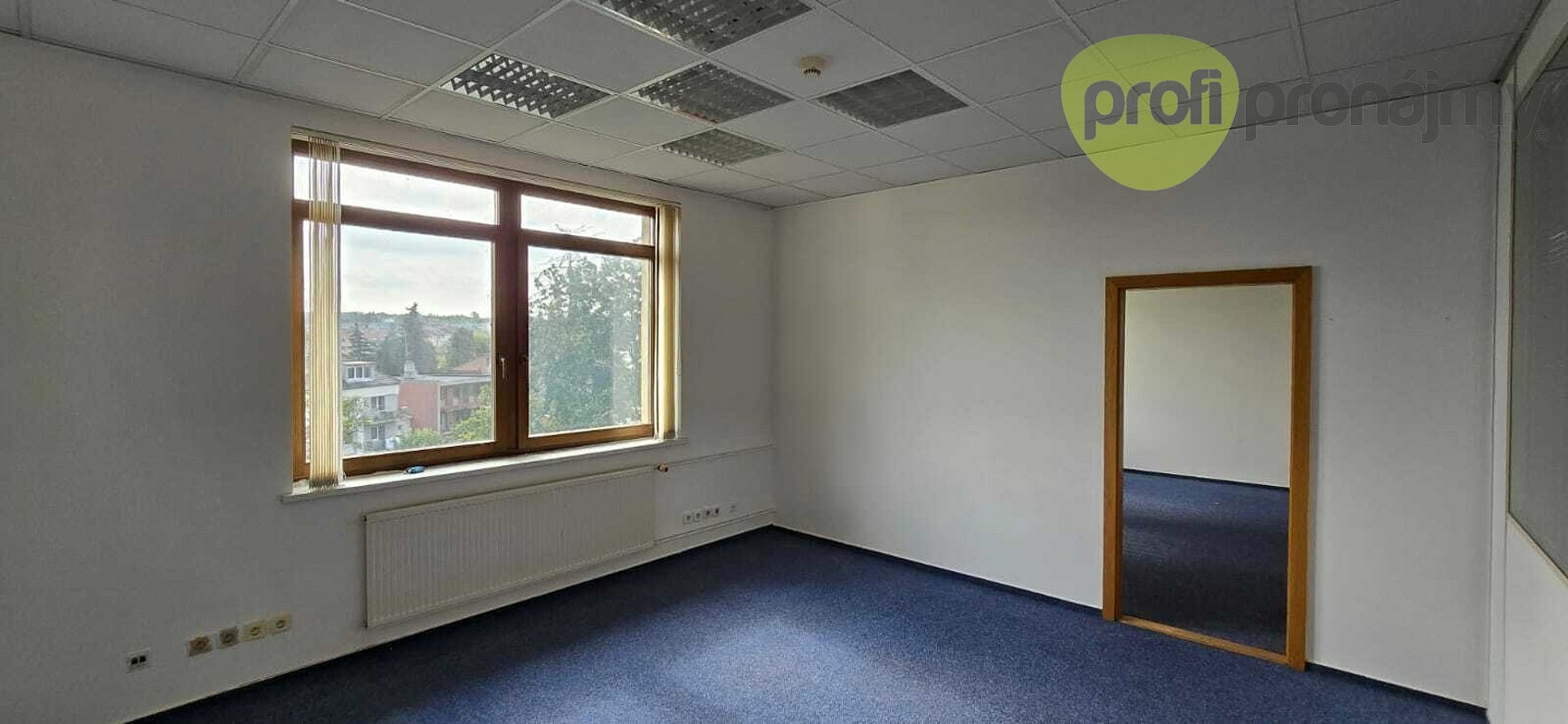 Pronájem kanceláře 58 m² – fotografie 3