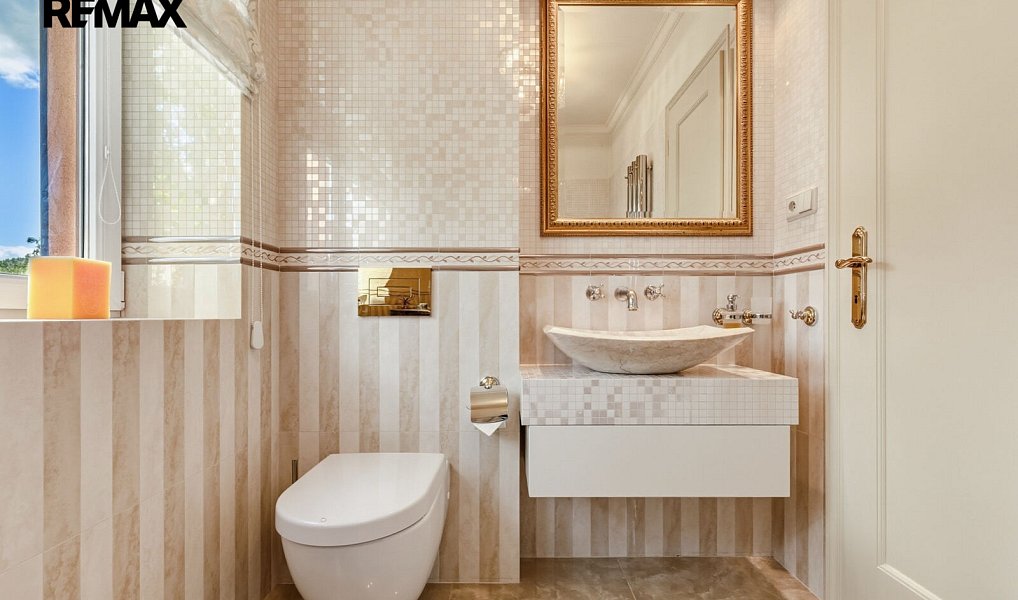 Prodej domu 432 m² s pozemkem 799 m², Karlovy Vary – náhled fotky 18