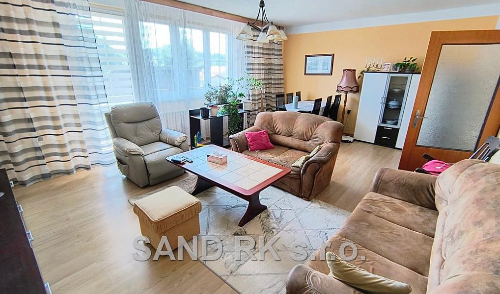 Prodej domu 190 m² s pozemkem 805 m², Bělá nad Radbuzou – náhled fotky 2