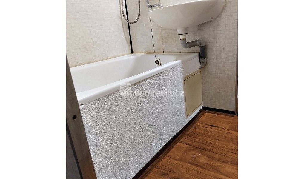 Pronájem bytu 1+1 41 m², Dobřany – náhled fotky 4