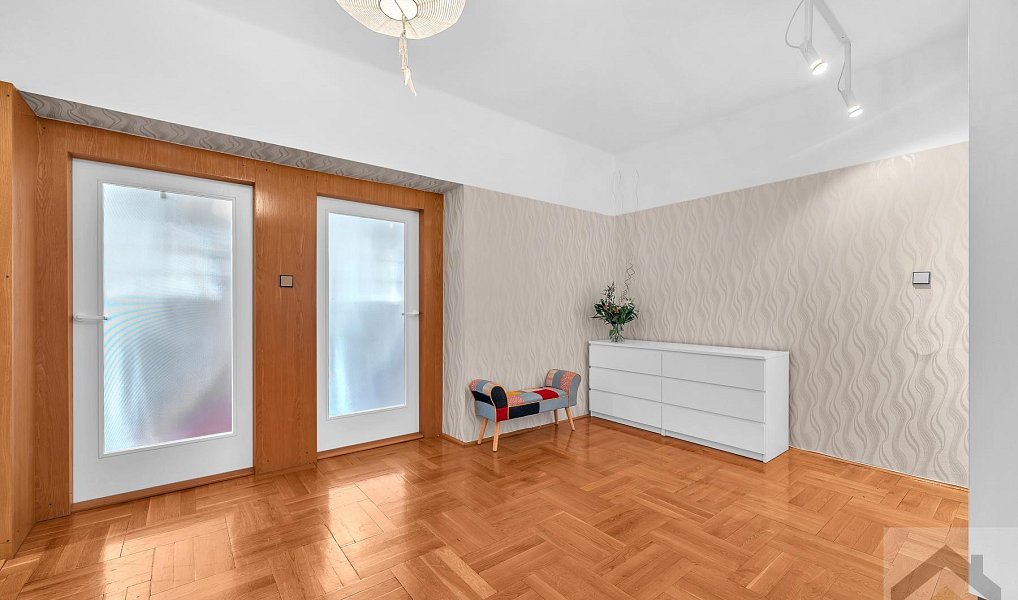 Prodej bytu 3+1 99 m², Hradec Králové – náhled fotky 9