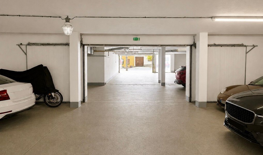 Pronájem garážového parkovacího stání, Kristenova, Brno-Komín, Brno – náhled fotky 3