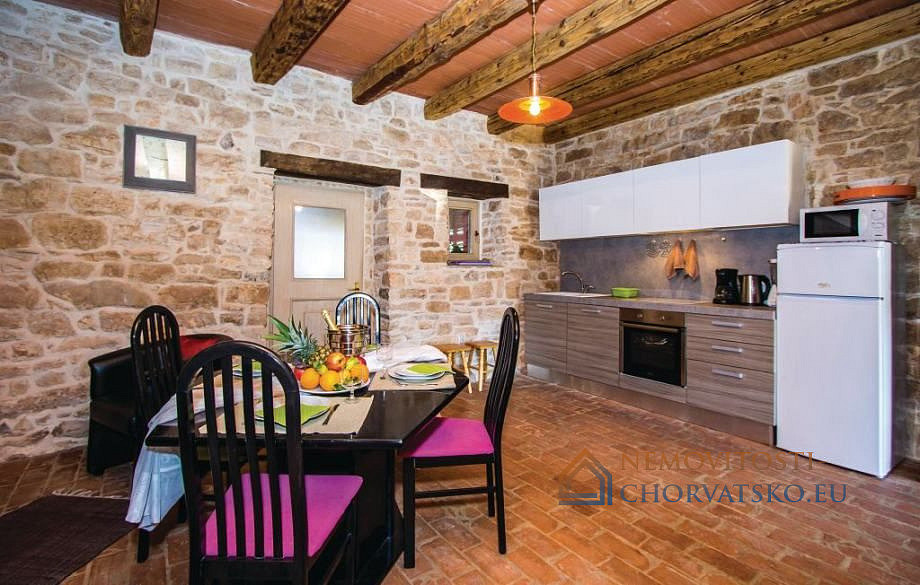 Prodej domu 150 m² s pozemkem 510 m² - Widok 6