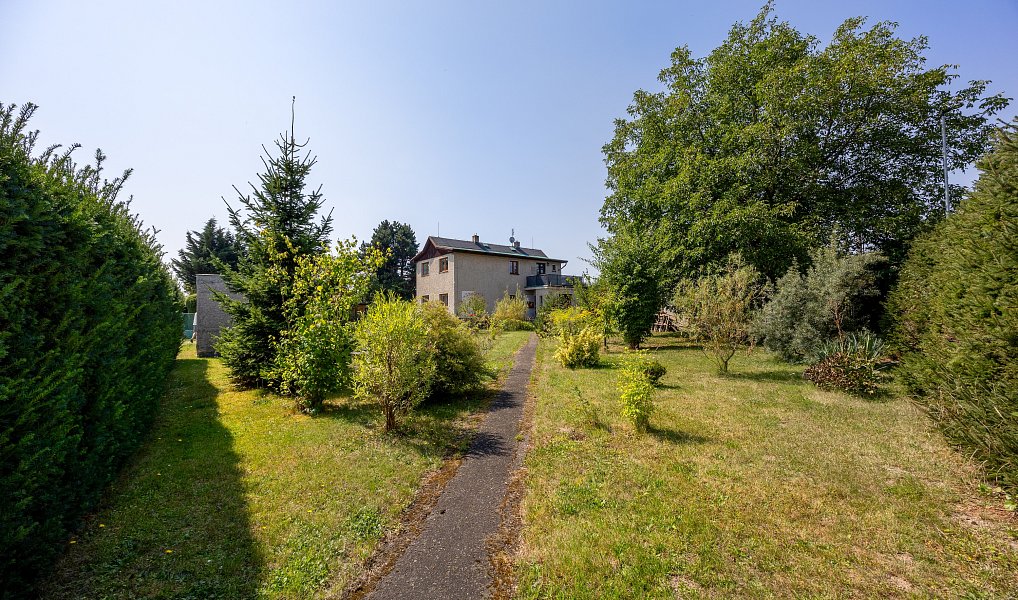 Prodej domu 193 m² s pozemkem 1 302 m², Strančice – náhled fotky 10