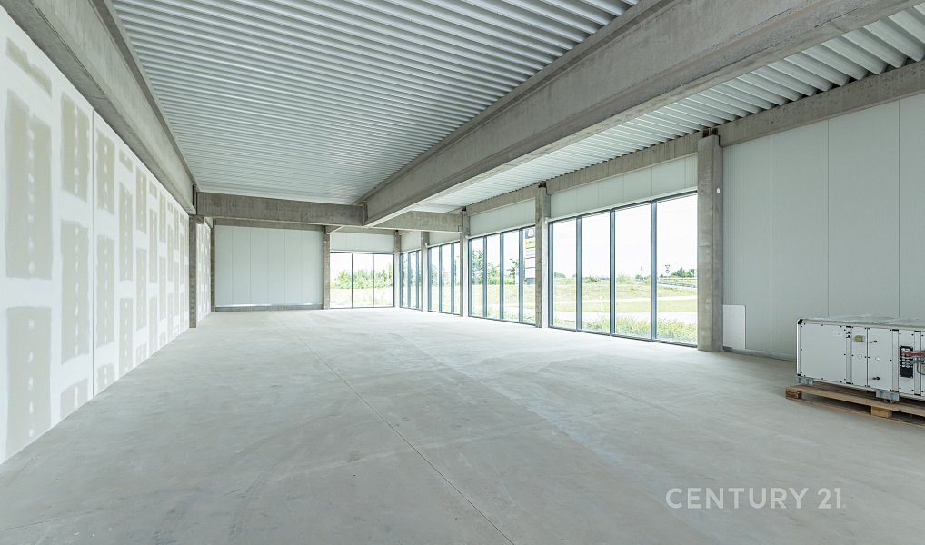 Pronájem obchodních prostor 410 m², Dobřejovice – náhled fotky 4