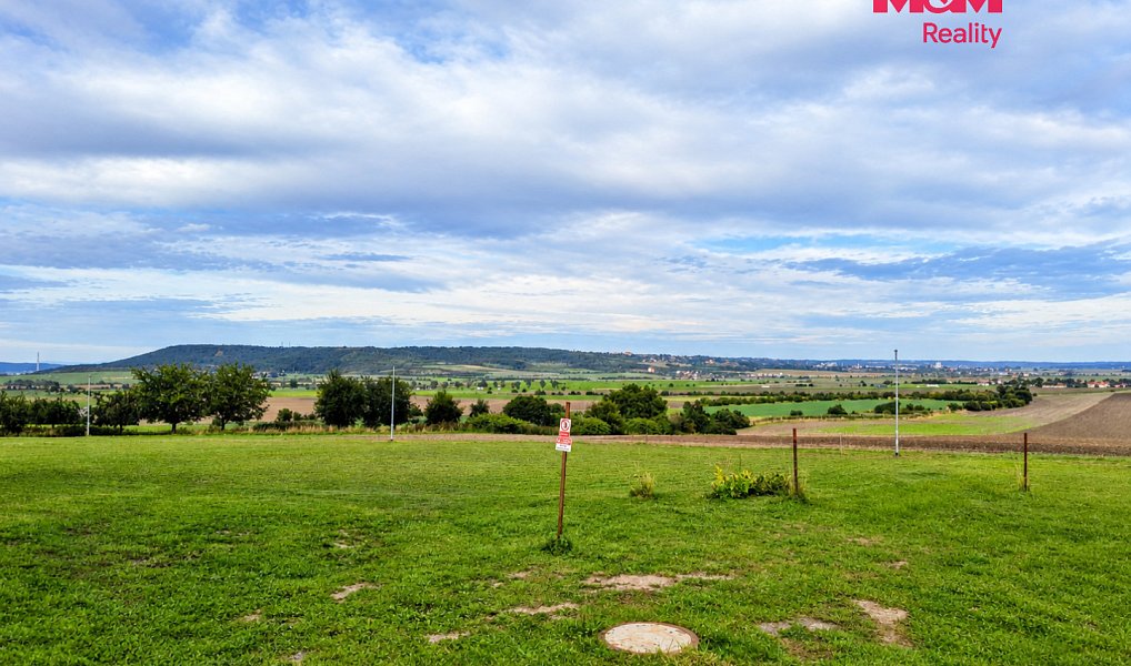 Prodej stavebního pozemku 994 m², Strašnov – náhled fotky 2