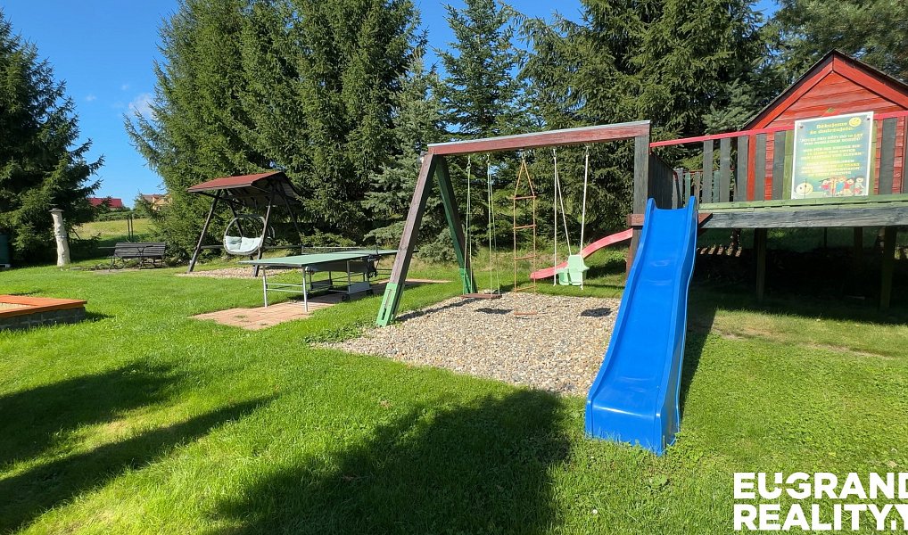Prodej ubytovacího objektu 683 m², Varnsdorf – náhled fotky 38