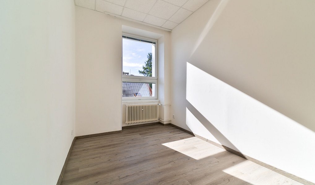 Pronájem bytu 3+1 56 m², Mariánské Lázně – náhled fotky 9