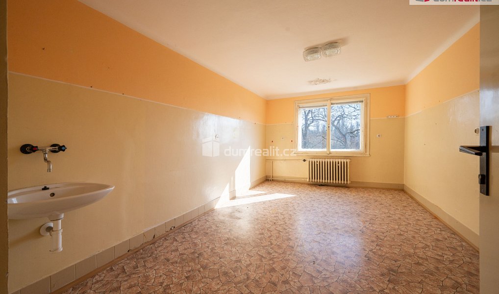 Prodej komerčního objektu (jiného typu) 2 181 m², Písek – náhled fotky 12