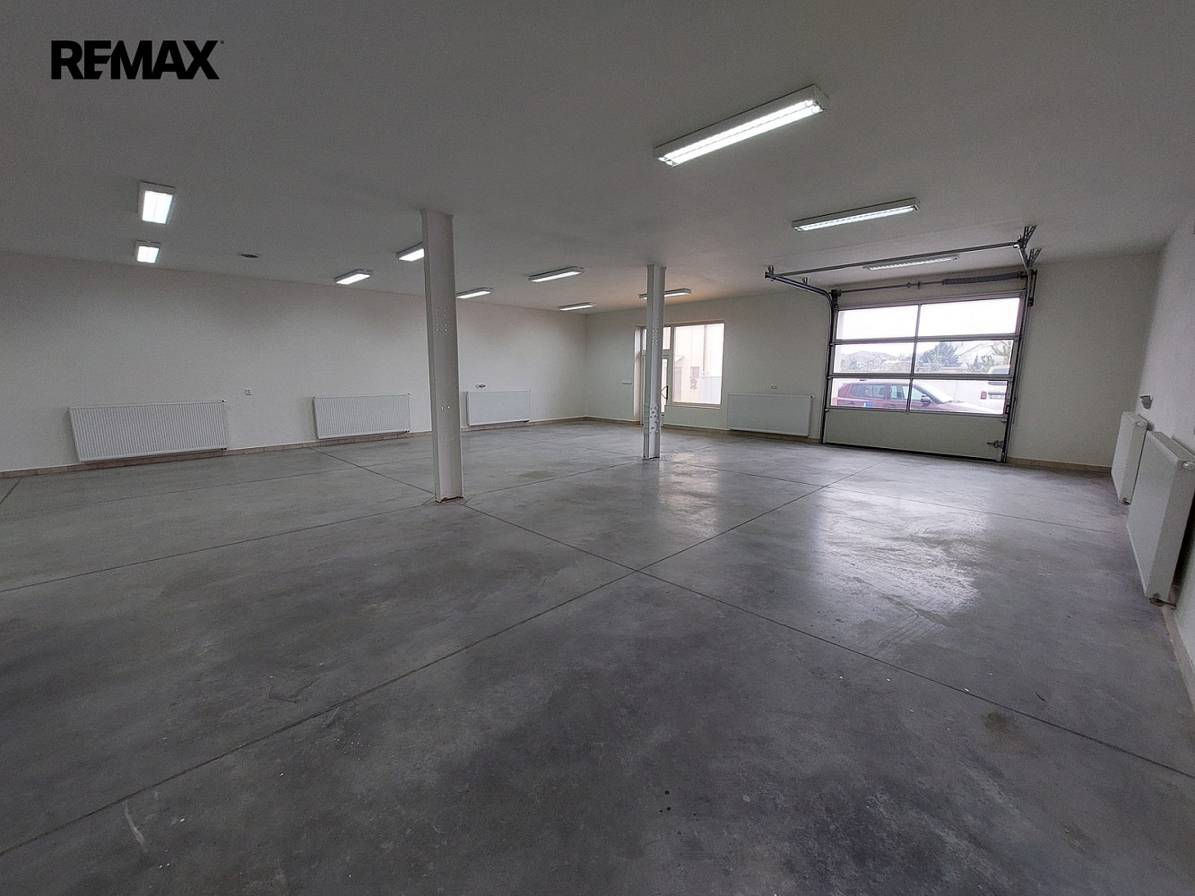 Pronájem obchodních prostor 200 m² — photo 5