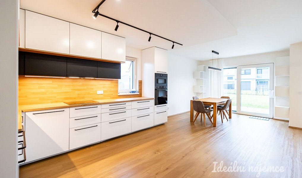 Pronájem domu 120 m² s pozemkem 640 m², Horoušany – náhled fotky 4