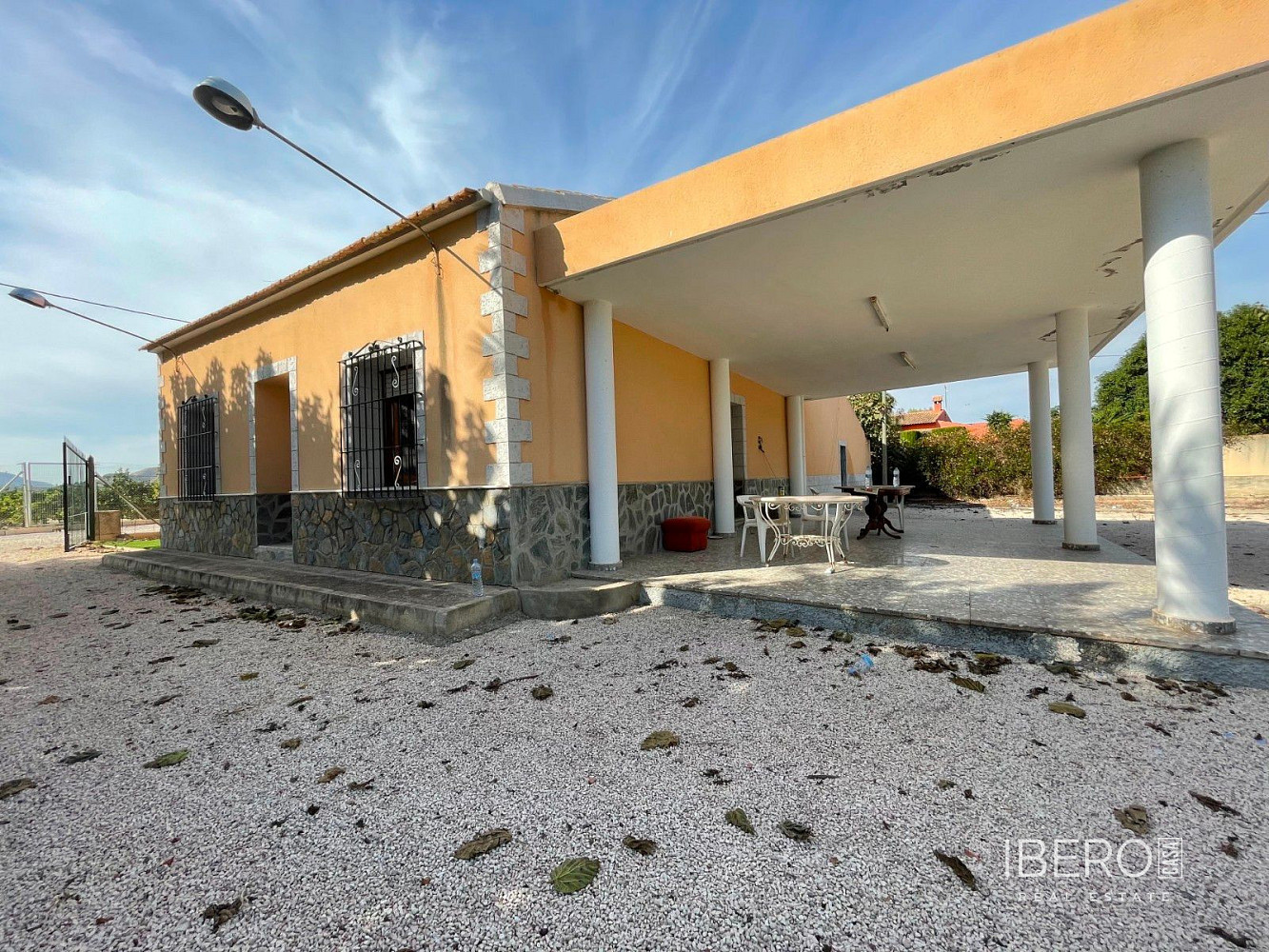 Prodej domu 319 m² s pozemkem 55 000 m²