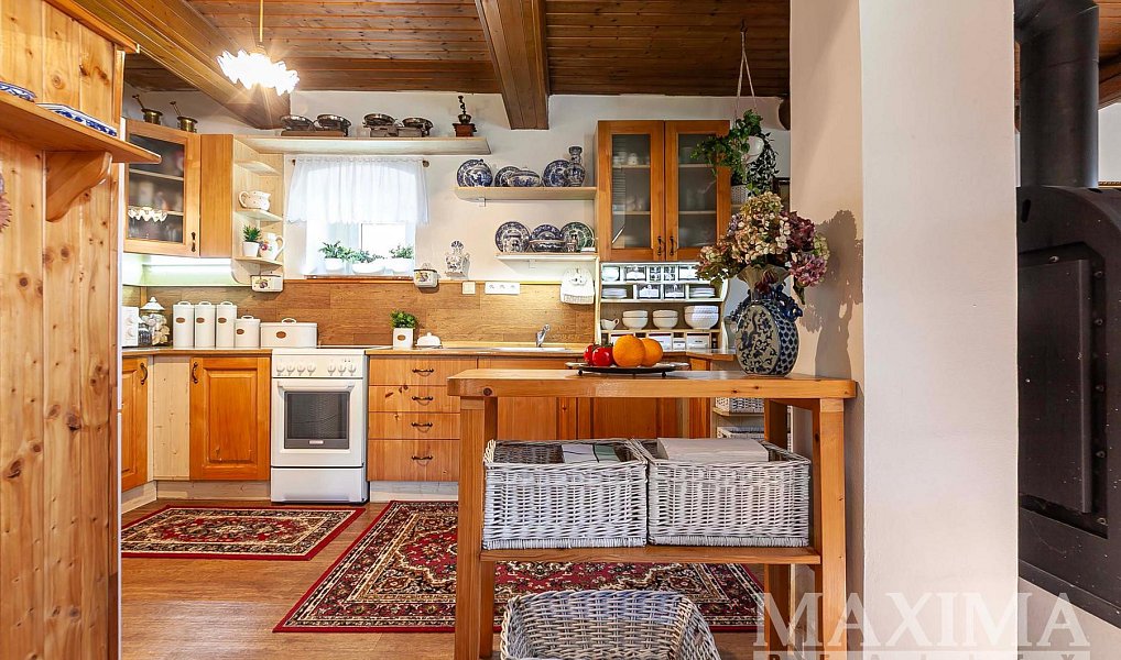 Prodej domu 250 m² s pozemkem 1 555 m², Doubravčice – náhled fotky 5
