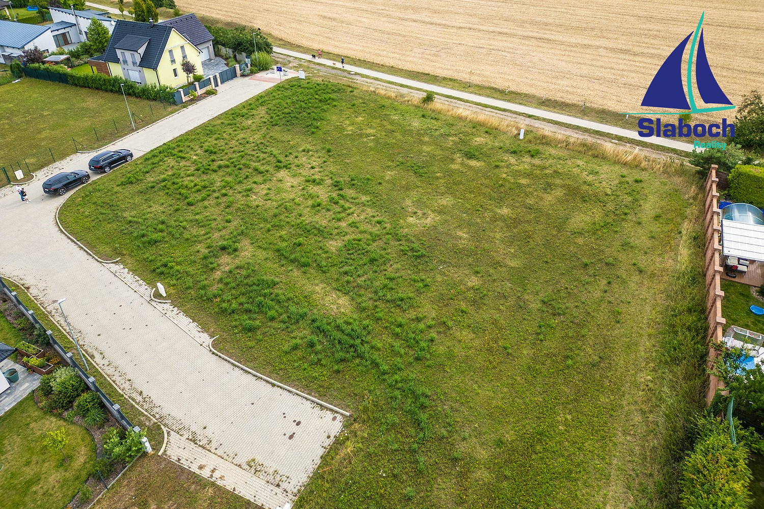 Prodej stavebního pozemku 825 m² – fotografie 5