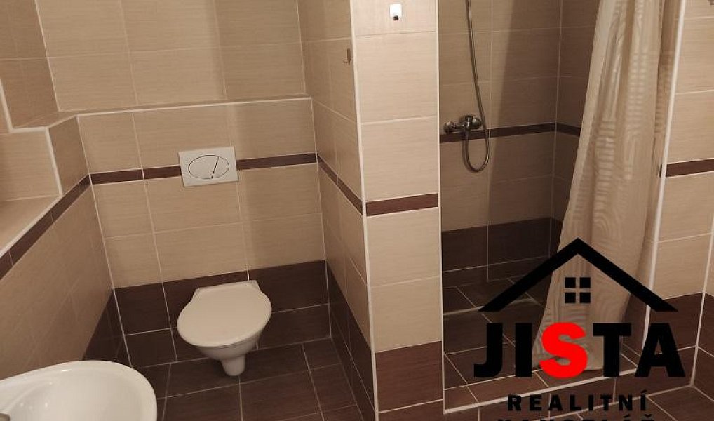 Pronájem bytu 2+kk 70 m², Šternberk – náhled fotky 6