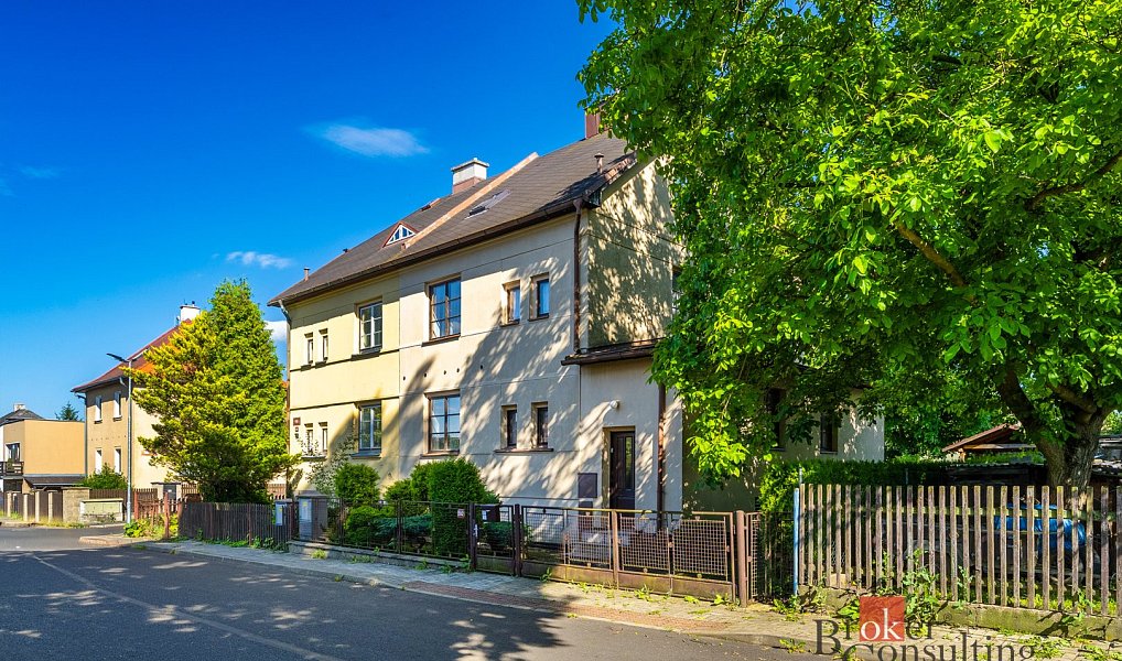 Prodej domu 200 m² s pozemkem 342 m², Varnsdorf – náhled fotky 30