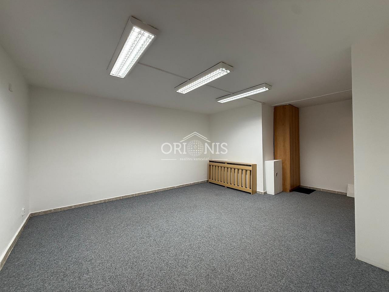 Pronájem obchodních prostor 100 m² – pohled 6
