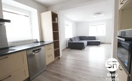 Pronájem bytu 4+kk 86 m²