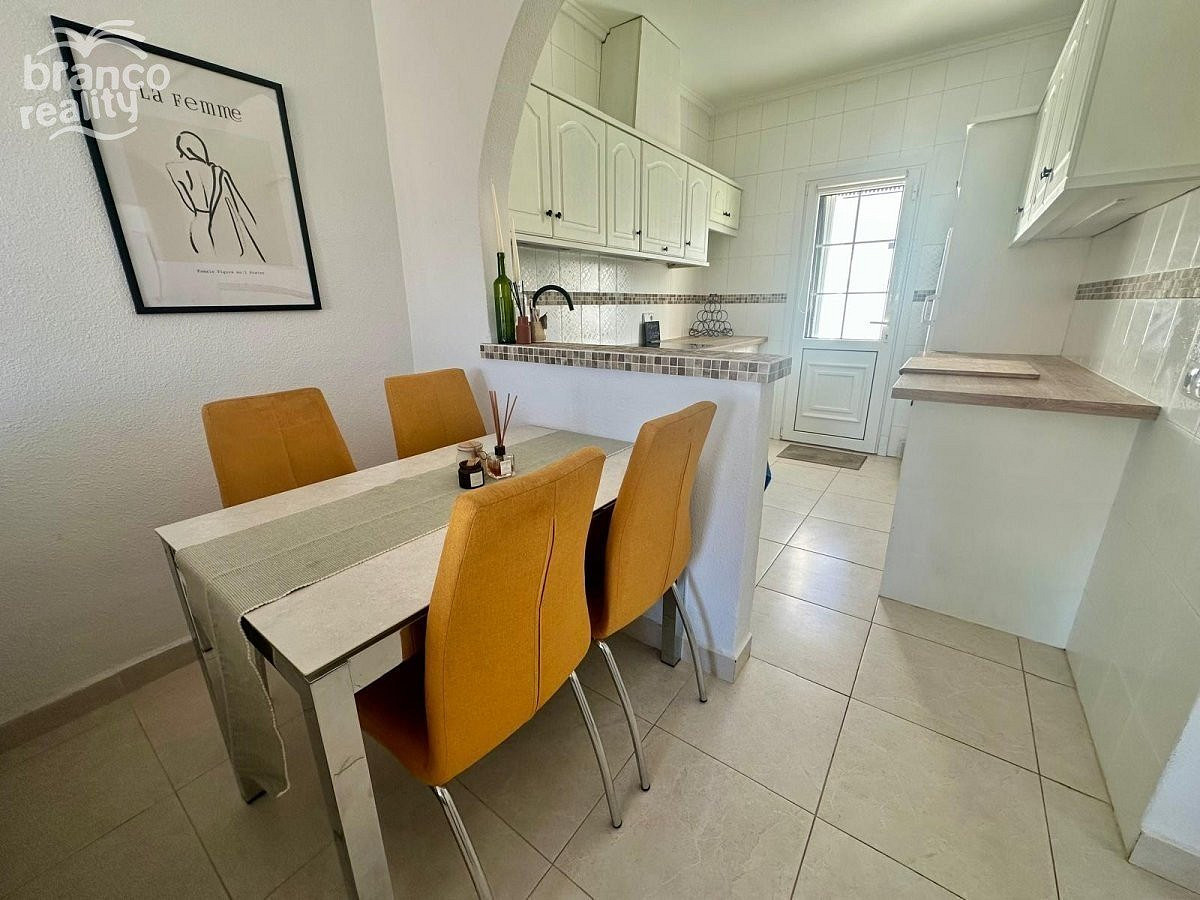 Prodej domu 60 m² s pozemkem 500 m² - Vista 4