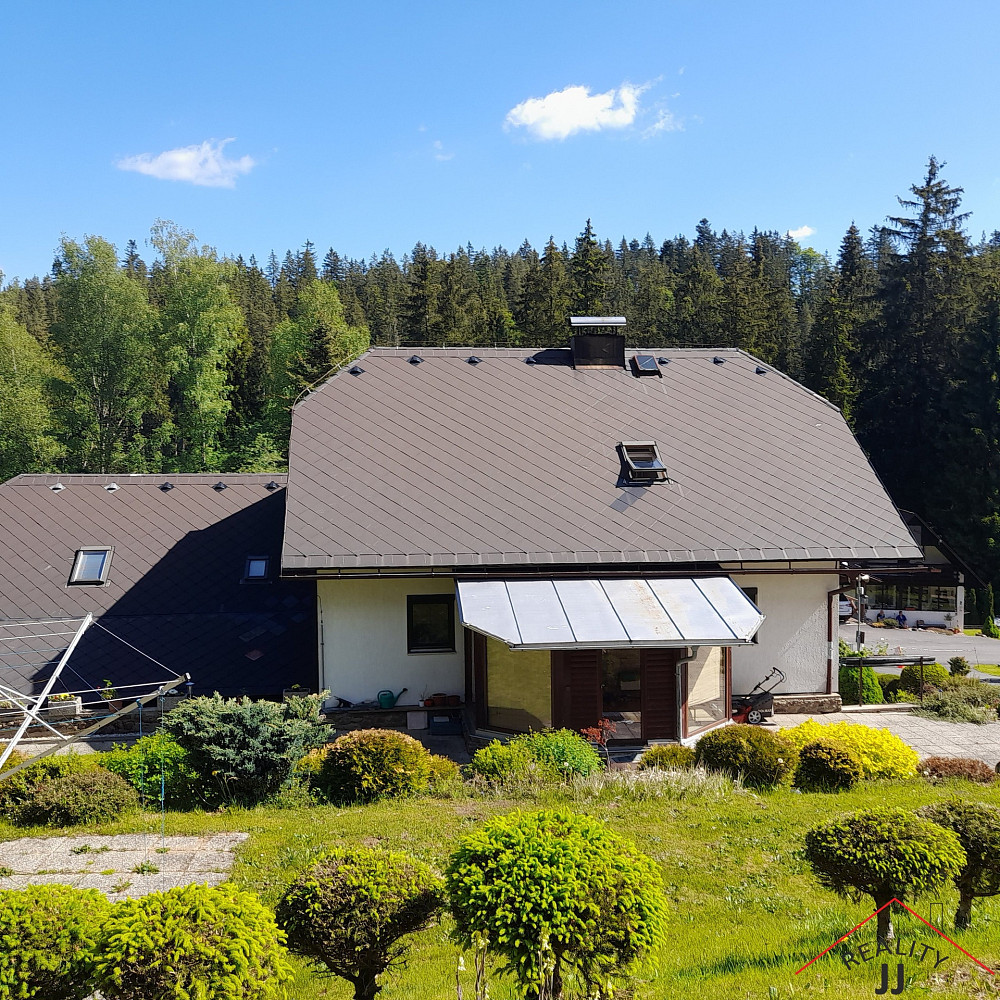 Prodej ubytovacího objektu 970 m² – fotografie 5