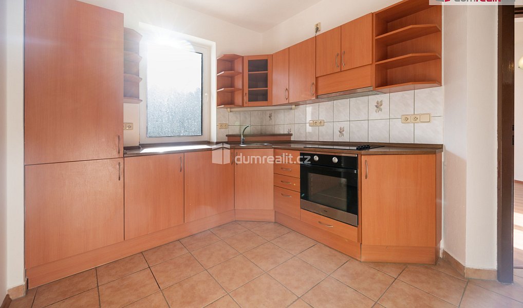 Prodej domu 253 m² s pozemkem 2 075 m², Dolní Třebonín – náhled fotky 6