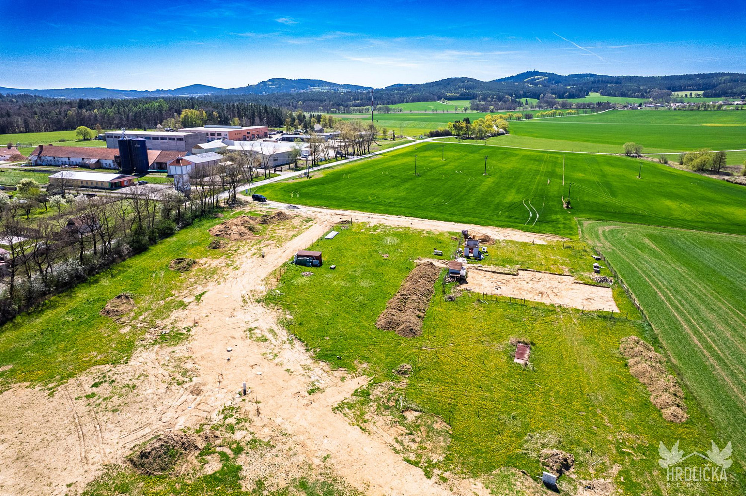 Prodej stavebního pozemku 1 219 m² – fotografie 5
