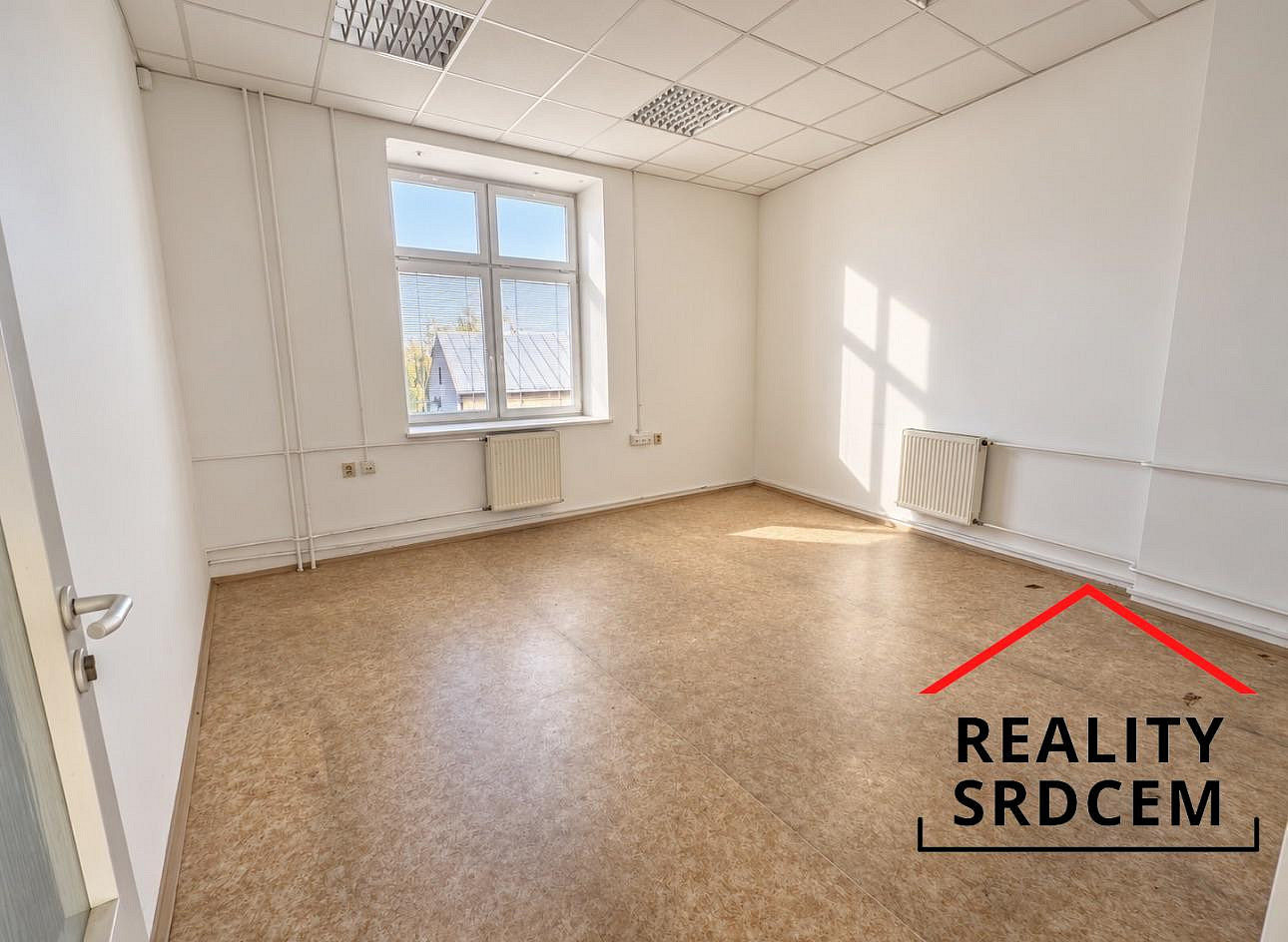 Pronájem výrobních prostor 354 m² – fotografie 4