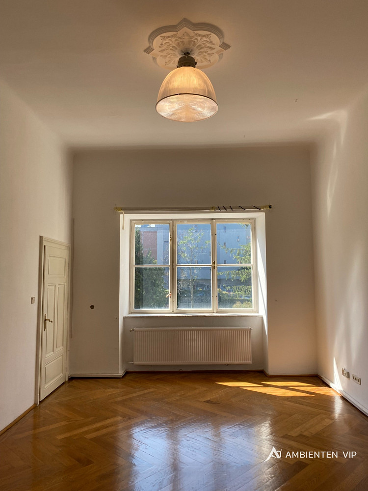 Pronájem kanceláře 174 m² – fotografie 2