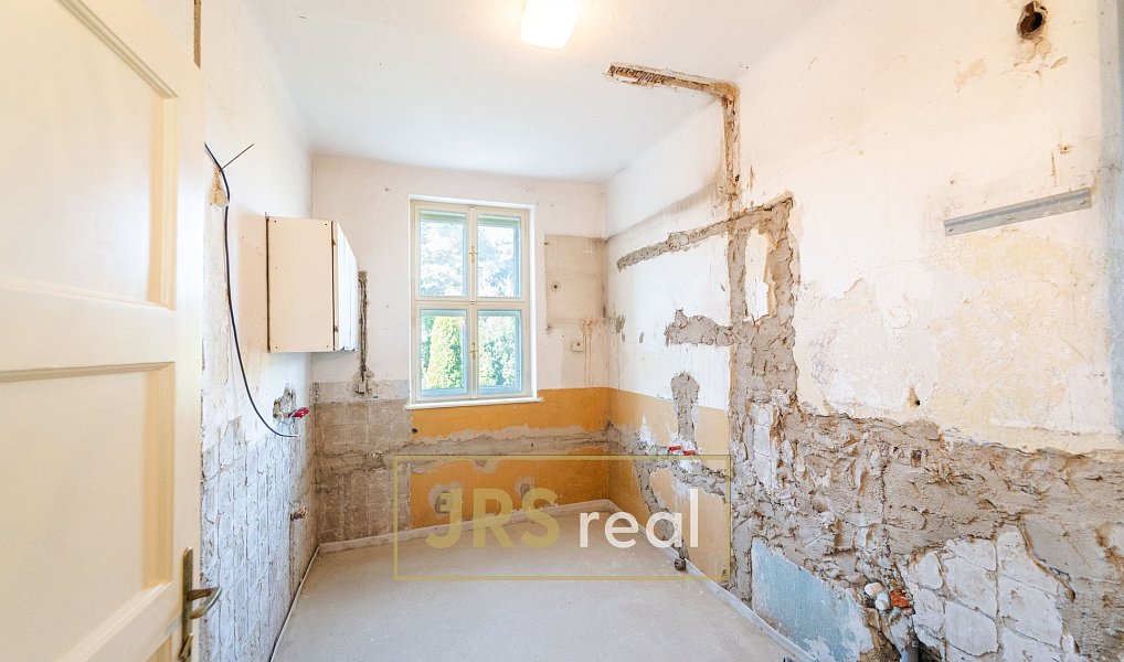 Prodej domu 400 m² s pozemkem 826 m², Veselí nad Moravou – náhled fotky 11