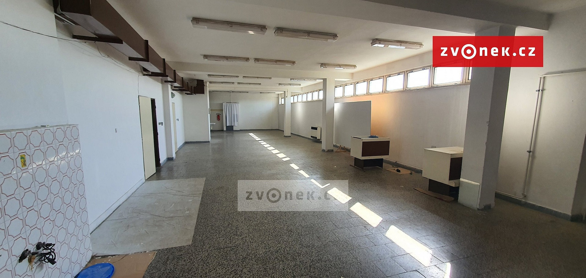 Pronájem obchodních prostor 442 m² – fotografie 5
