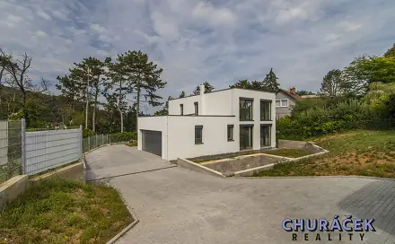 Prodej domu 280 m² s pozemkem 1 262 m², Na hvězdárně, Praha 5 - Velká Chuchle