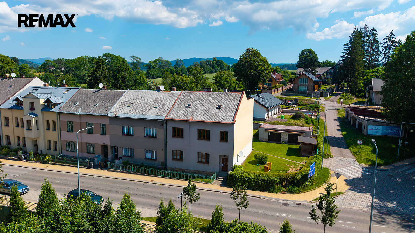 Prodej domu 306 m² s pozemkem 621 m² – fotografie 2