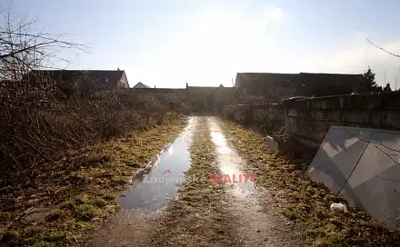 Prodej stavebního pozemku 498 m², Kuchařovice, okres Znojmo